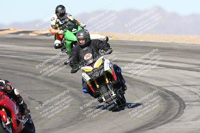 media/Dec-01-2025-Moto Forza (Mon) [[2daa91e15f]]/2-Intermediate Group/Session 2 (Turns 9 and 10)/